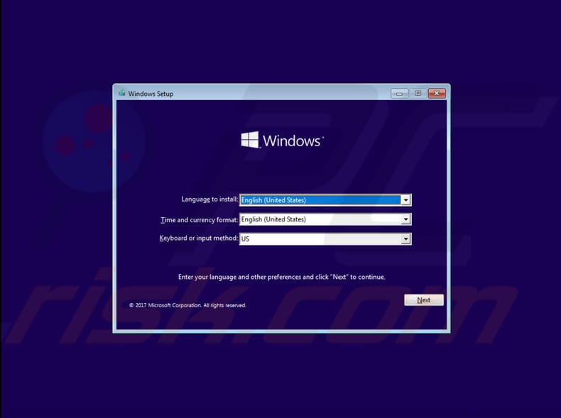 Cómo restablecer la contraseña de Windows 10 con el disco de instalación usando el símbolo del sistema paso 1