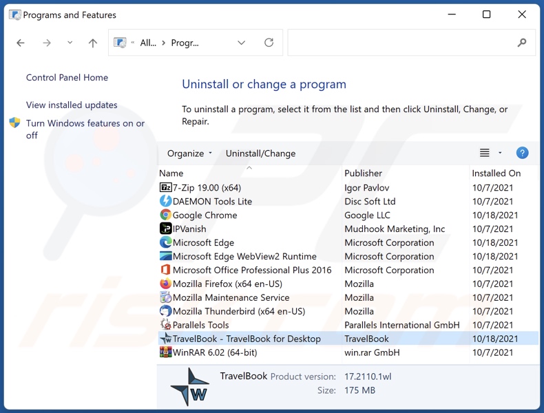 Desinstalar el adware TravelBook a través del Panel de Control